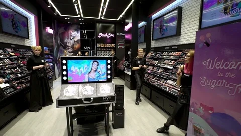 Cosmetics Store In Central Mall Opening Day Slow Motion Видео 103055282
