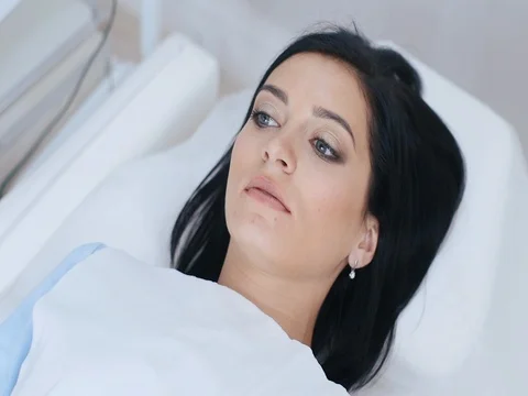 Cosmetologist applying permanent make up on lips Stock-Footage 75602308