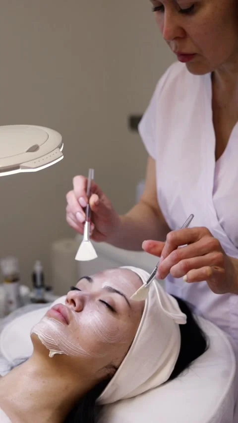 Cosmetologist's office Video stock 271204461