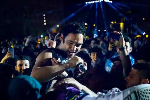 Cosmo, stage diving. Stock Photos