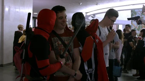 Cosplayers at Comic Con Stockbeeldmateriaal 90134715