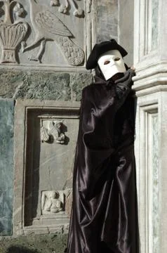 Costume of casanova at st. mark's square during the carnival of venice,italy Foto stock