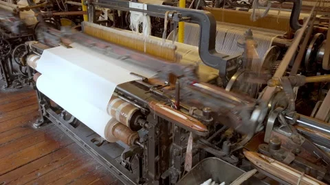A cotton loom at a working textile mill, with audio. Seamless loop 스톡 동영상 158561824