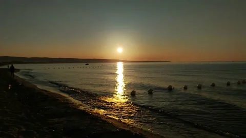Coucher de soleil sur une plage de Tunisie	 Vidéo 202184703