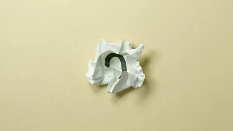 Countdown leader animation 5 to 0 with paper balls. Stop motion animation. Stock Footage 137955139