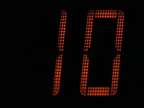 Countdown seconds on the electronic board Video stock 72161165