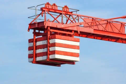 The counterweight of the tower crane at work Foto stock