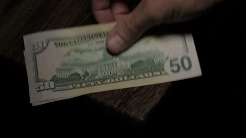 Counting 50 Dollar Bills - Counting Money - Slow Motion 库存影片 200840086