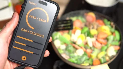 Counting calories  Video stock 249808774