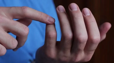 Counting on fingers Stock Footage 65372561