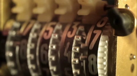 Counting numbers on the meter Vídeo Stock 47579756