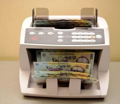 Counting romanian banknote Stock Photos