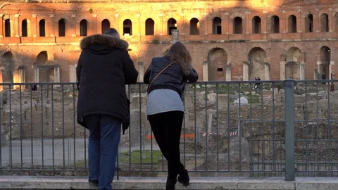 Couple in an archeological site Stock Footage 125715001