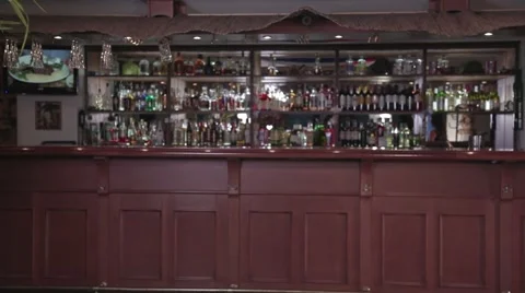 Couple is arguing, a strife Vídeos de archivo 68974007