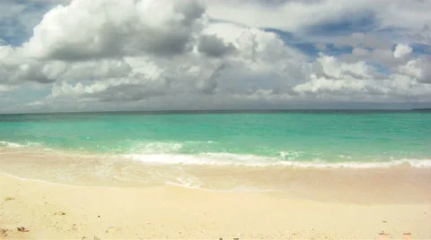 Couple on a beach Video stock 1075763