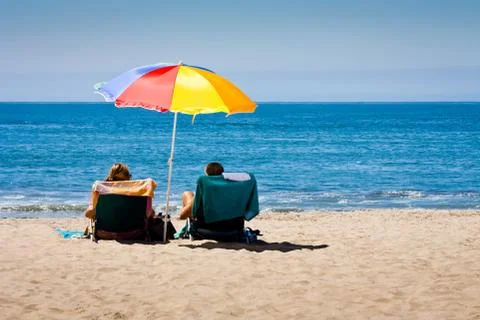 Couple on Beach 库存照片