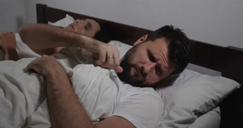 Couple in bed Vídeo Stock 166728745