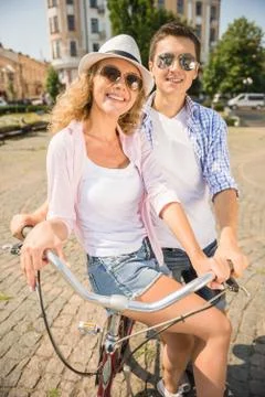 Couple with bicycles Foto stock