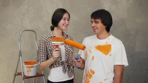 Couple with brushes Stock Footage 12293083