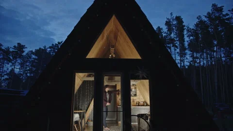 Couple dancing inside house in evening 動画素材 219952886