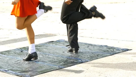 Couple dancing irish step Stock-Footage 113130123