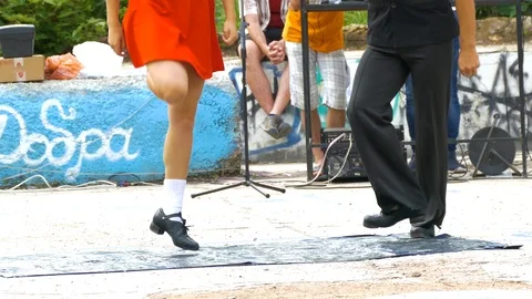 Couple dancing irish step Stock-Footage 113130896