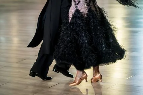 Couple dancing standard dance Stock Photos