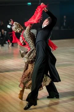 Couple dancing standard dance Stock Photos