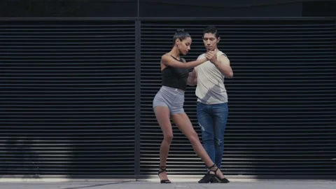Couple dancing Tango argentino in the streets of Buenos Aires Argentina Stock Footage 170154618