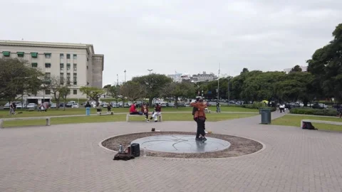 Couple Dancing Tango at Plaza de las Naciones Unidas Recoleta Buenos Aires Video stock 337935337