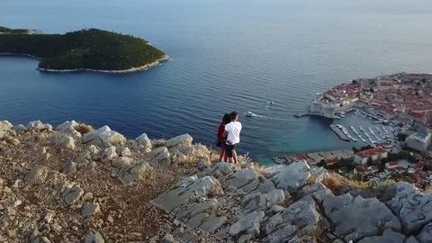 Couple in Dubrovnik 스톡 동영상 79136353
