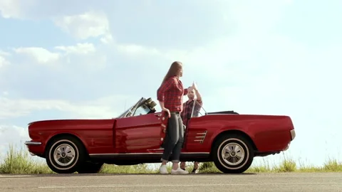 Couple have broken down with mechanical fault while driving a classic cherry red Видео 199632356