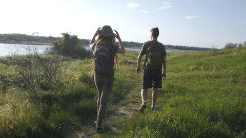 Couple of hikers Stock Footage 91602632
