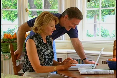 Couple with laptop Видео 2601836