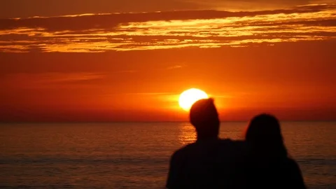 Couple in love walking on the beach Stock-Footage 80449373