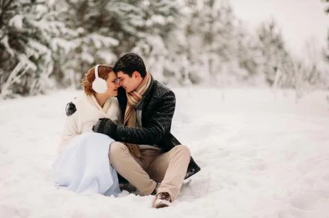 Couple in a pine forest Foto stock