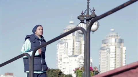 Couple preparing for a refreshing autumn run in the vibrant city Stock Footage 311894529
