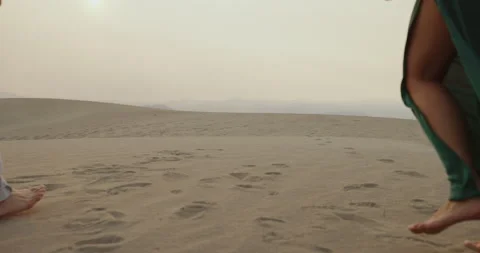 Couple sand Stock Footage 170015085