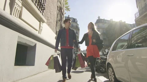 Couple shopping while in the city. Stock Footage 63031434