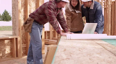 Couple speaking to contractor Stock-Footage 67344412