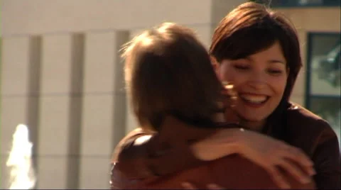 Couple in town, hugging Stock Footage 43691178