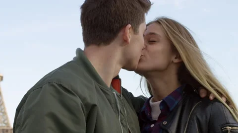 Couple visiting the Eiffel tower and taking selfies with each other. Stock Footage 63018124