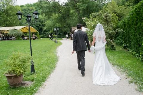 Couple walking Stock Photos