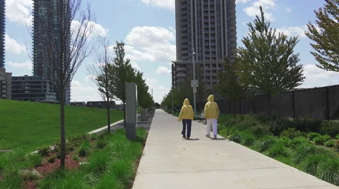 Couple on walkway Stock Footage 63431492