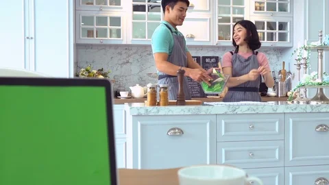 Couples are happy to spend a vacation together. Stock Footage 87726412