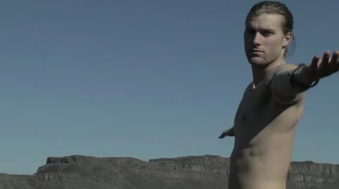 Couples Yoga Video stock 980813