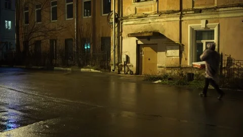 Courier in danger 2 Video stock 173001340