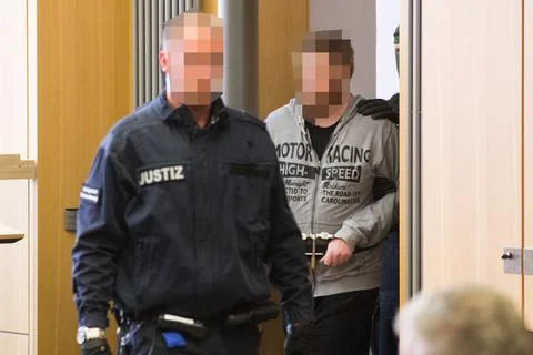 Court trial against formar German neo-Nazi who turned to support 'Islamic State' Stock Photos