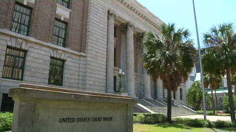 Courthouse with Sign Stockbeeldmateriaal 455969