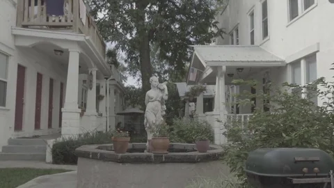 Courtyard (S-Log 2) Vídeos de archivo 81420478